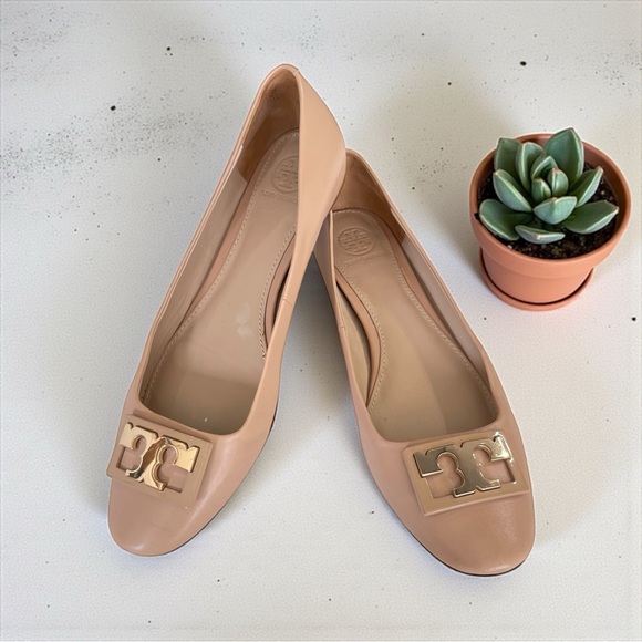 Tory Burch GiGi Ballet Flats – Tan Leather with Gold Logo 8M - Picture 1 of 14
